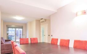 Amplio apartamento a 15 minutos de la Puerta del Sol